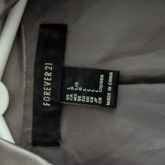 Silver faux leather jacket - Picture 2 of 7